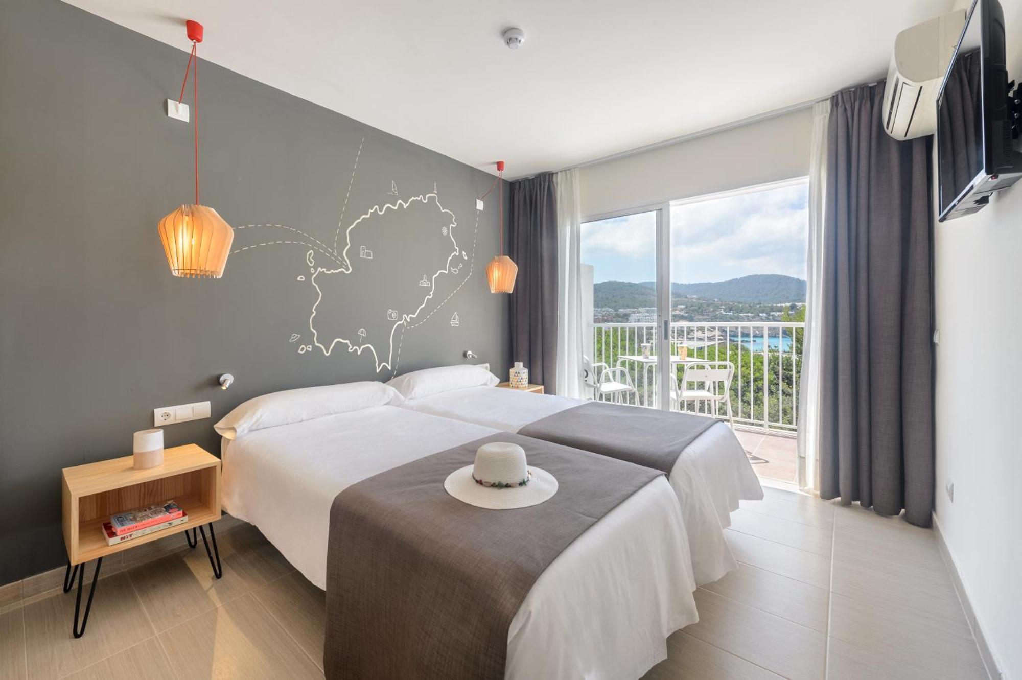 קאלה טרידה Hotel Vibra Cala Tarida-3Sup מראה חיצוני תמונה