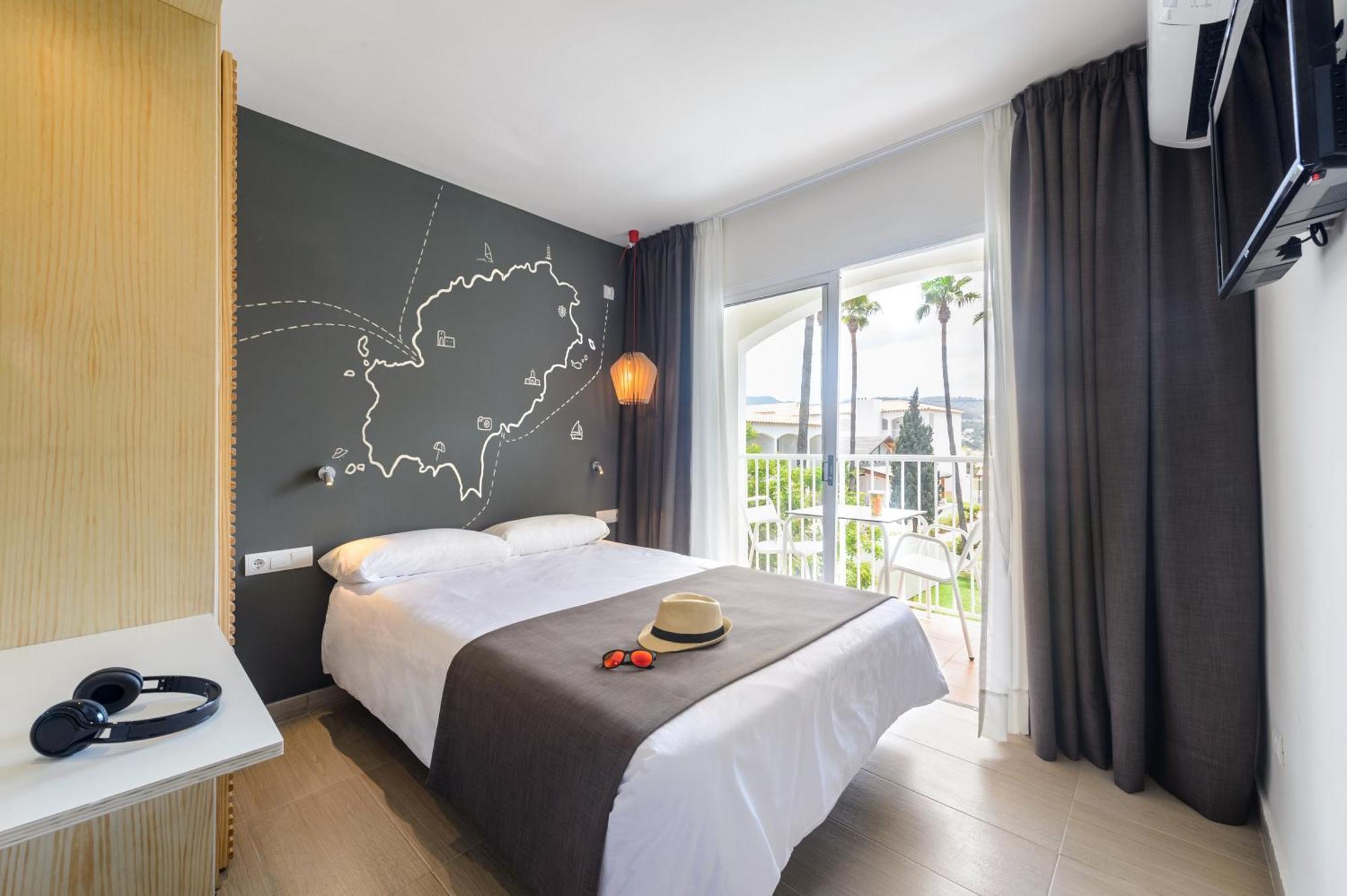 קאלה טרידה Hotel Vibra Cala Tarida-3Sup מראה חיצוני תמונה